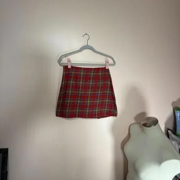 🔥 RED PLAID MINI SKIRT - ROMWE SIZE LARGE 🔥 - Picture 7 of 8